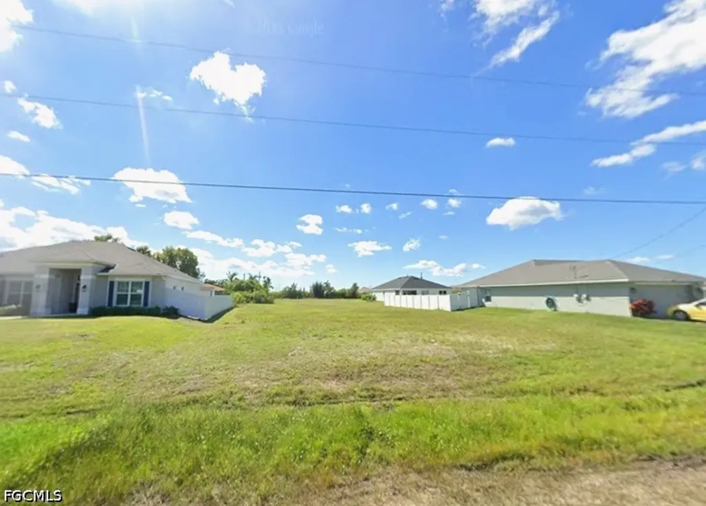 2626 NW 10th Terrace Cape Coral FL 33993