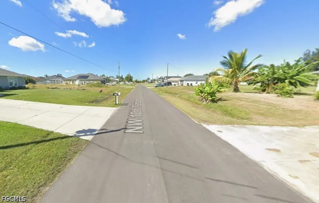2626 NW 10th Terrace Cape Coral FL 33993