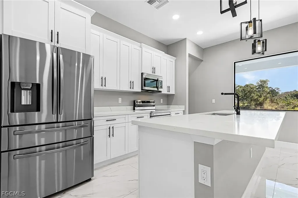 406 Lincoln Avenue Lehigh Acres FL 33972