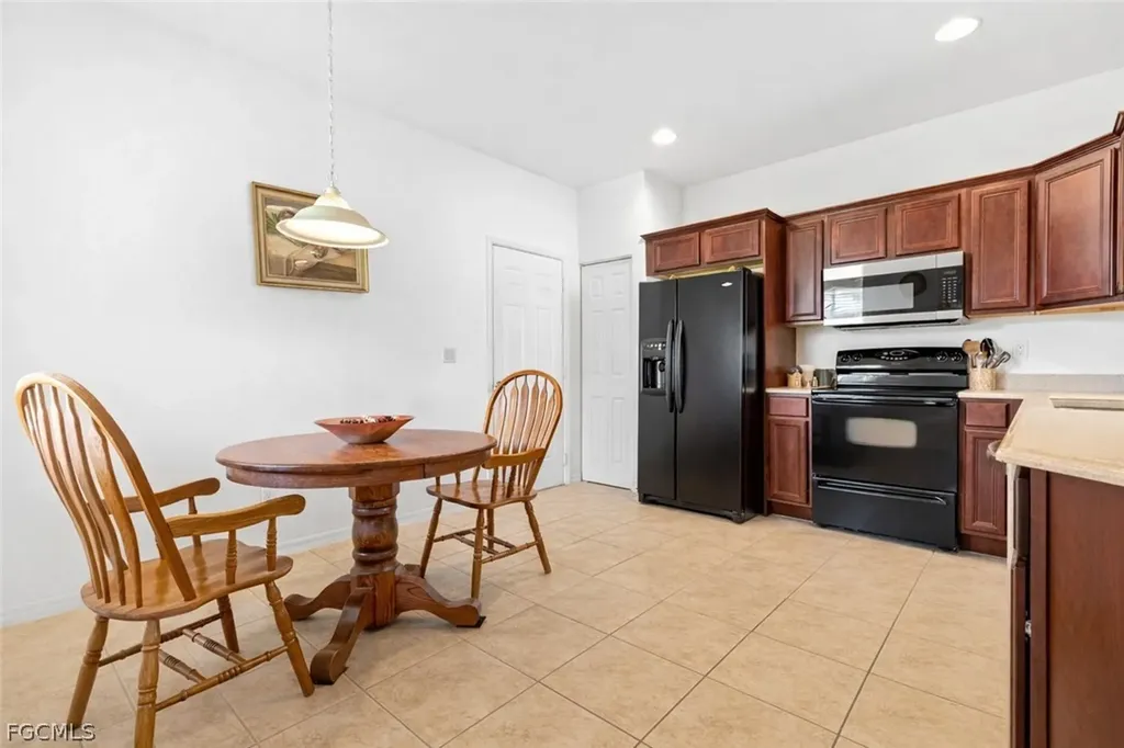 3364 Dandolo Circle Cape Coral FL 33909