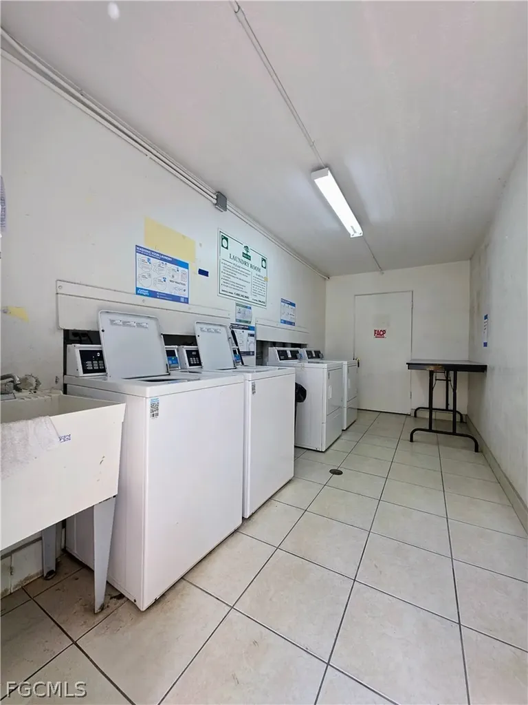 1830 Maravilla Avenue Fort Myers FL 33901