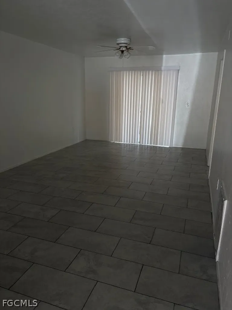 2700 Park Windsor Drive Fort Myers FL 33901