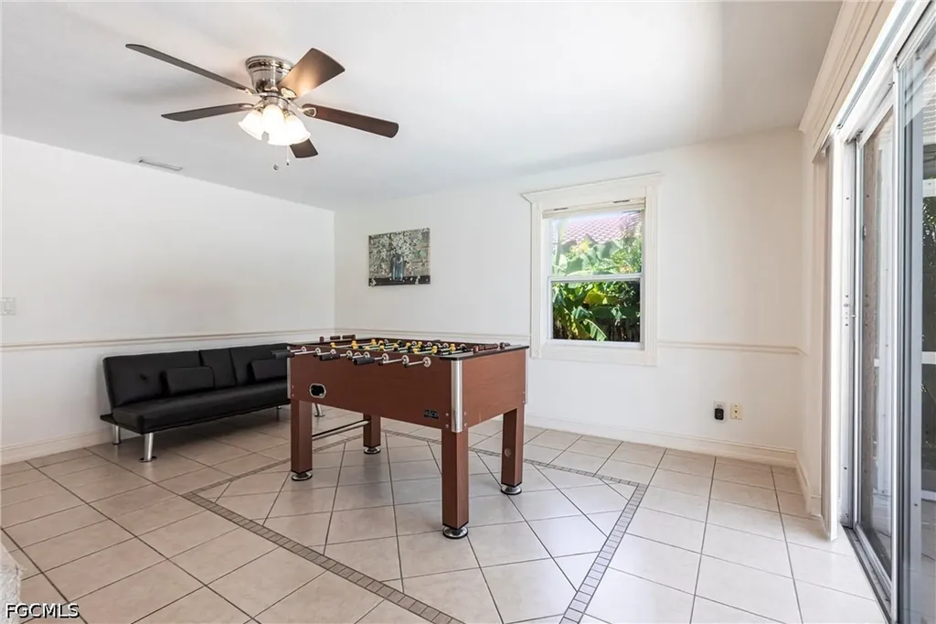 1623 SE 39th Terrace Cape Coral FL 33904