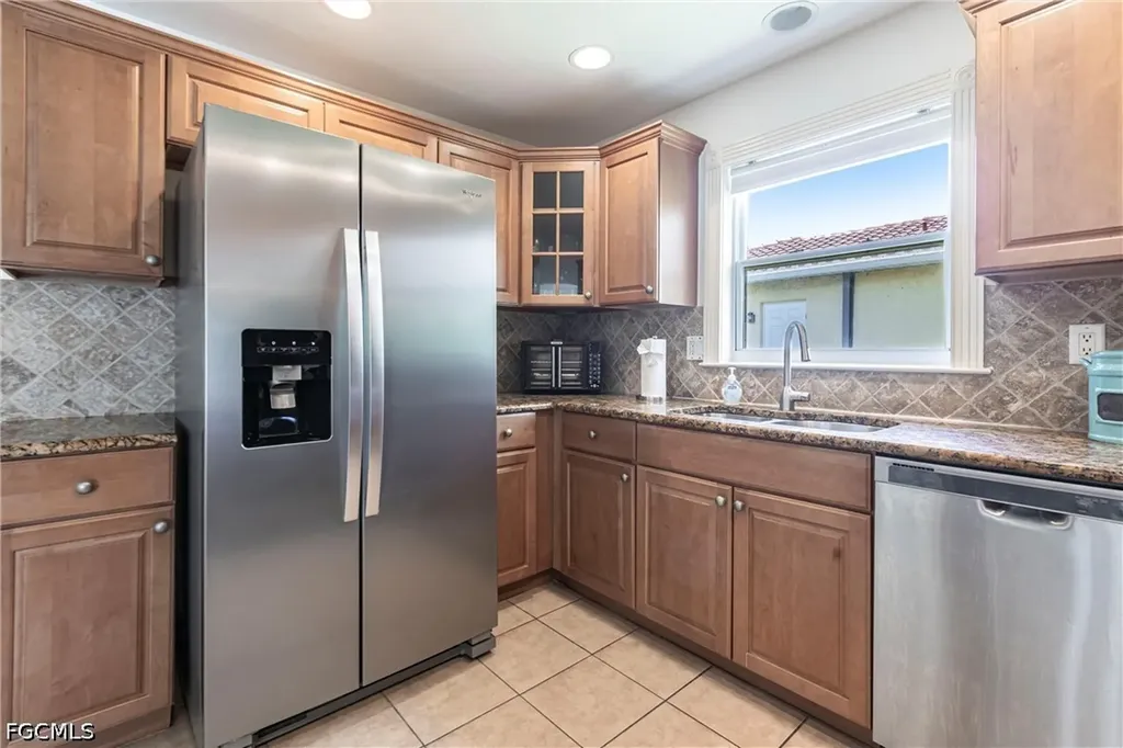 1623 SE 39th Terrace Cape Coral FL 33904