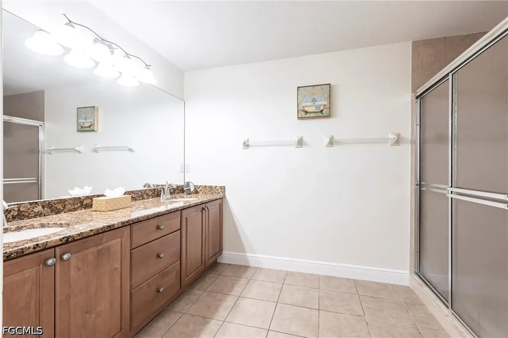 1623 SE 39th Terrace Cape Coral FL 33904