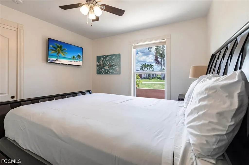 1623 SE 39th Terrace Cape Coral FL 33904