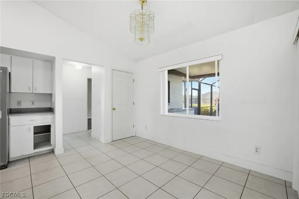 1504 NE 2nd Terrace Cape Coral FL 33909