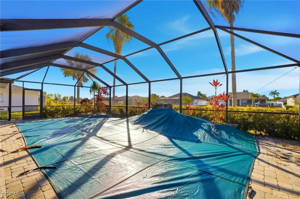 1504 NE 2nd Terrace Cape Coral FL 33909