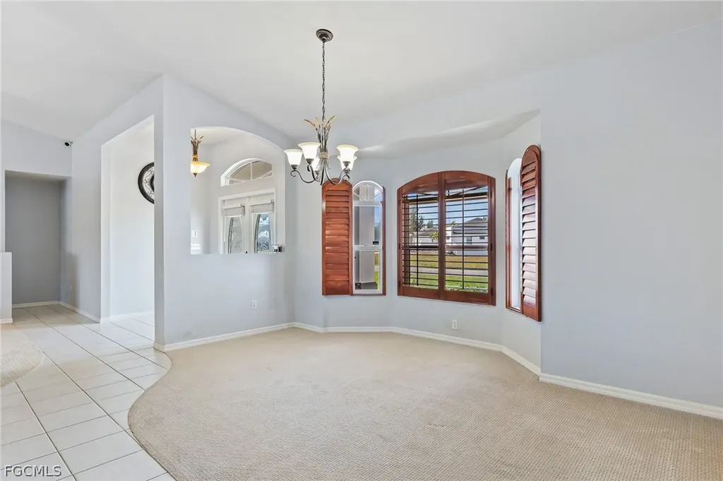 905 NW 28th Place Cape Coral FL 33993