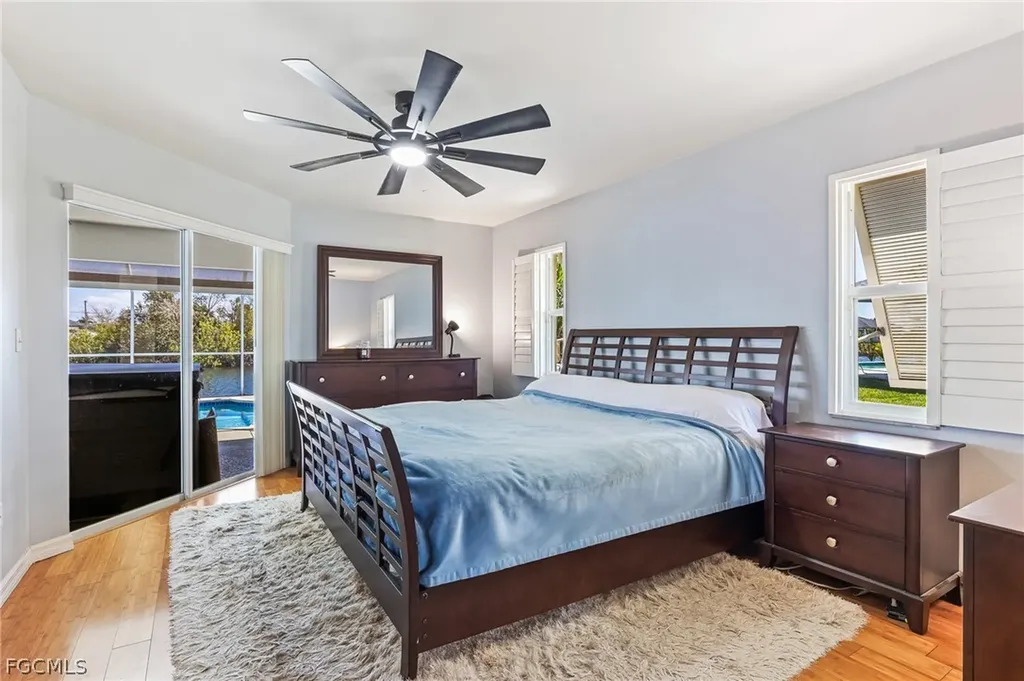 905 NW 28th Place Cape Coral FL 33993