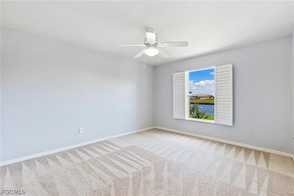 905 NW 28th Place Cape Coral FL 33993