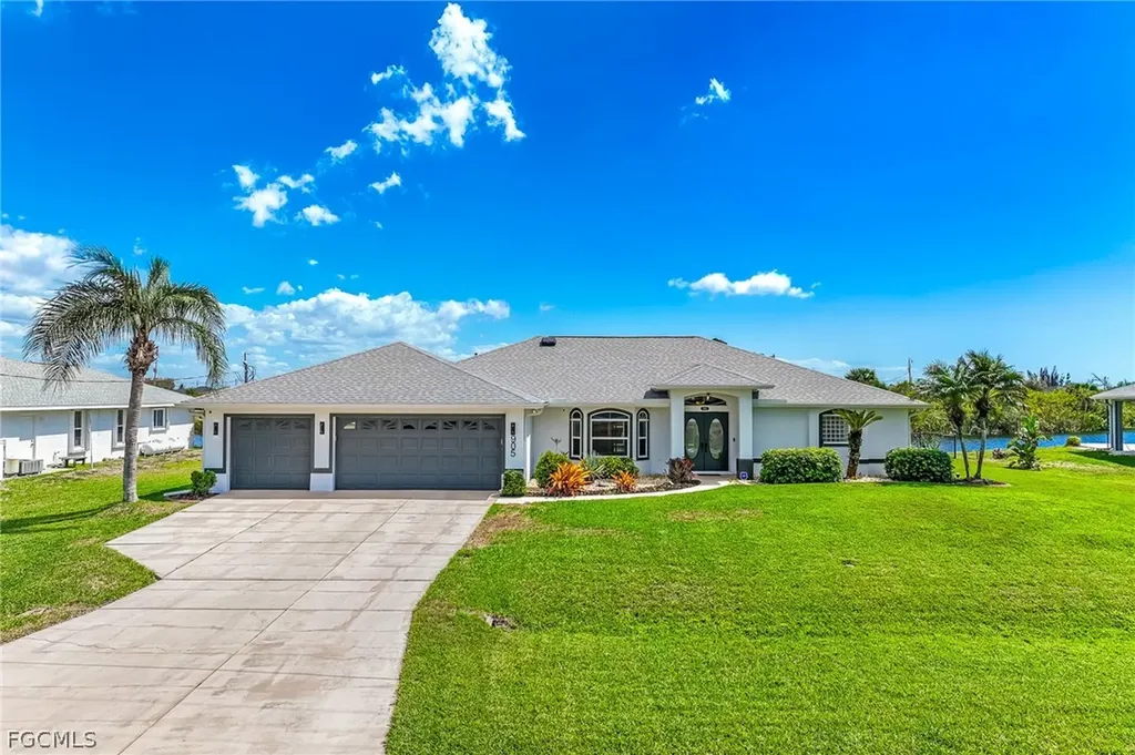 905 NW 28th Place Cape Coral FL 33993