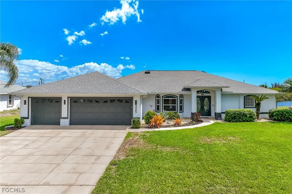 905 NW 28th Place Cape Coral FL 33993