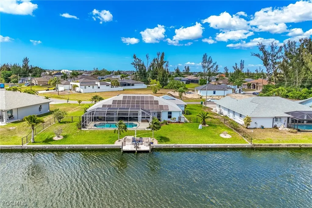 905 NW 28th Place Cape Coral FL 33993