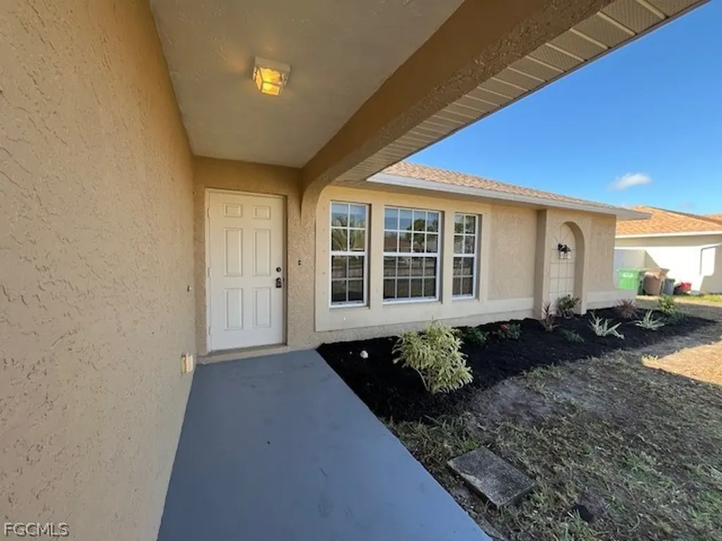 1316 Gleason Parkway Cape Coral FL 33914