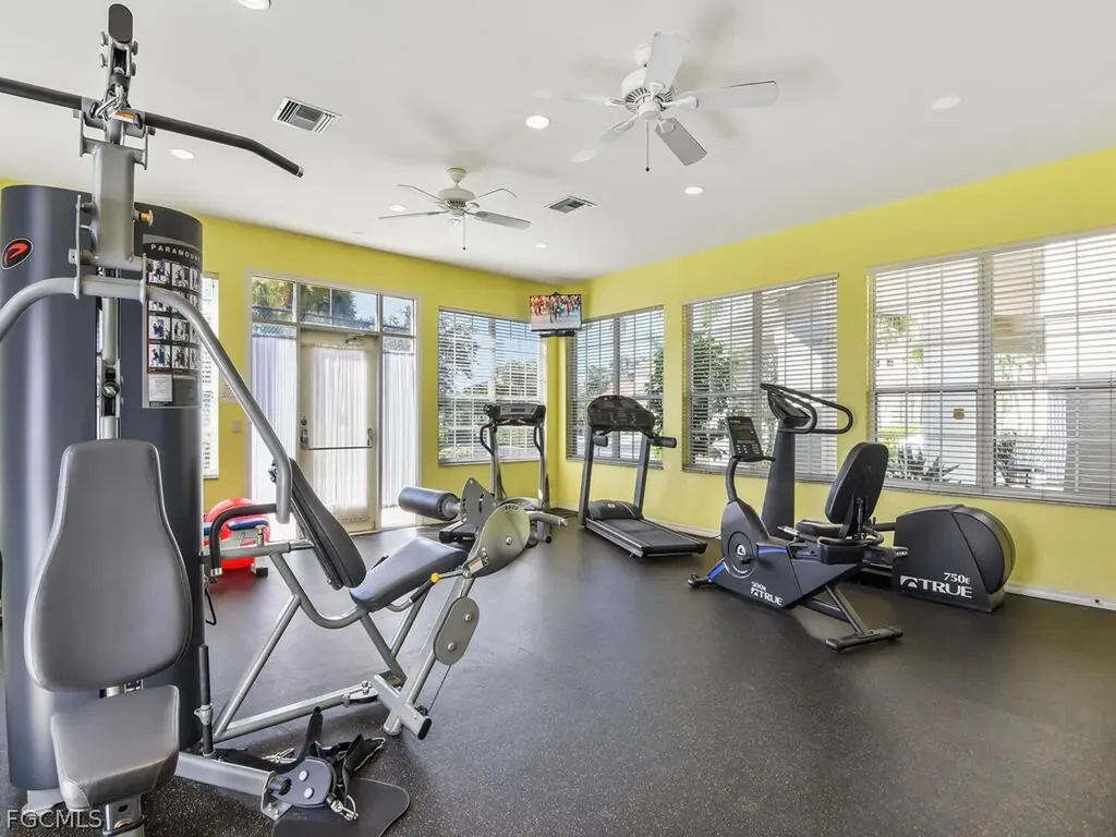 15153 Oxford Cove Fort Myers FL 33919