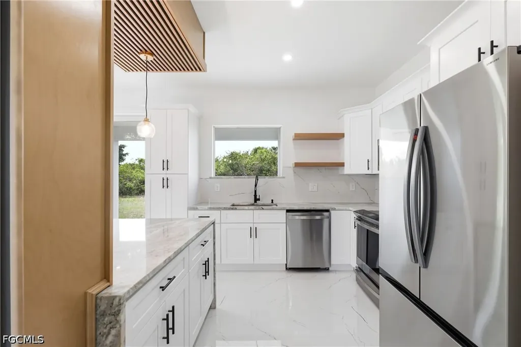 3004 Iris Circle Labelle FL 33935