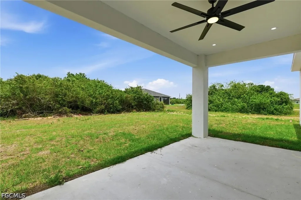 3004 Iris Circle Labelle FL 33935