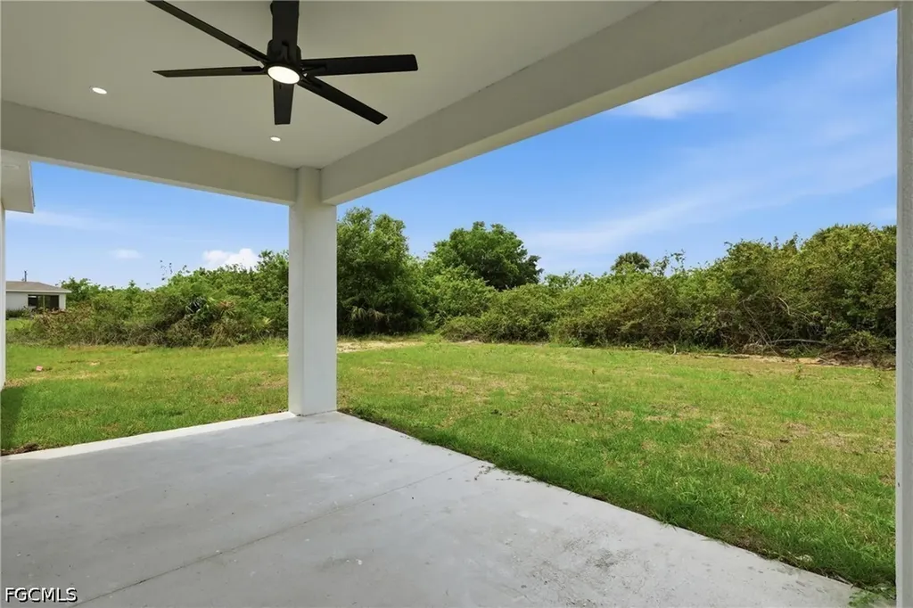 3004 Iris Circle Labelle FL 33935