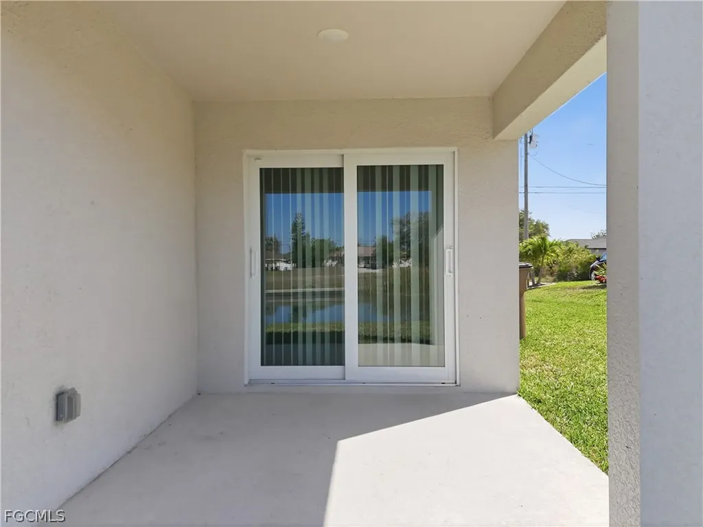2515 SW 2nd Terrace Cape Coral FL 33991