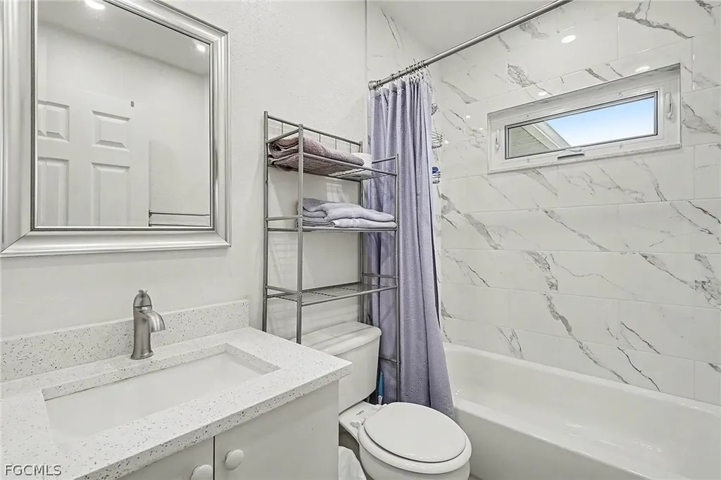 1921 SE 8th Terrace Cape Coral FL 33990