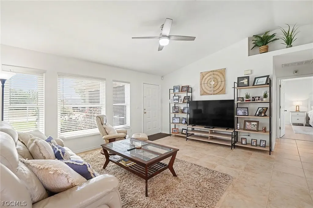1921 SE 8th Terrace Cape Coral FL 33990