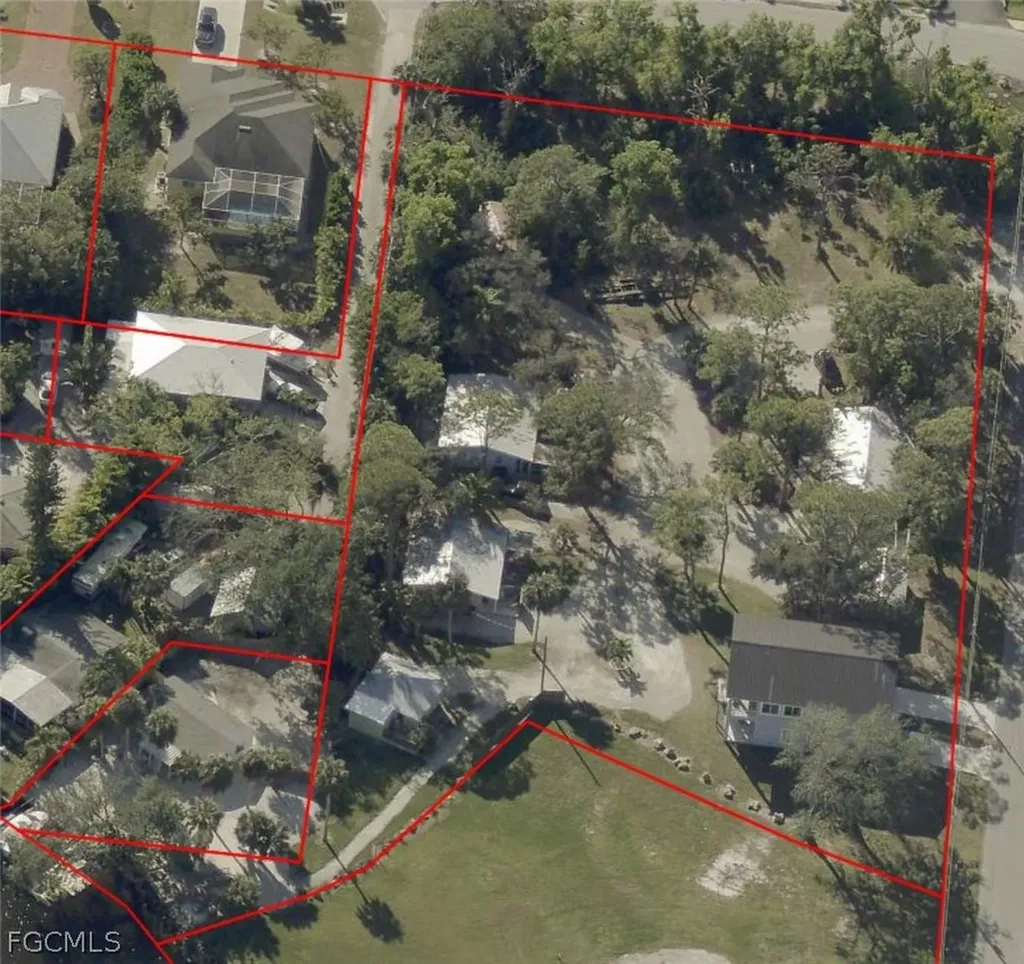 27590-27612 Big Bend Road Bonita Springs FL 34134