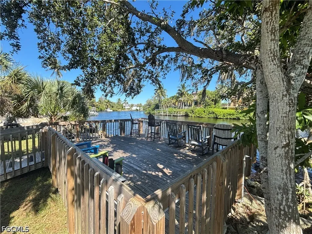 27590-27612 Big Bend Road Bonita Springs FL 34134
