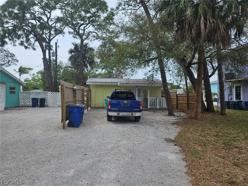 27590-27612 Big Bend Road Bonita Springs FL 34134