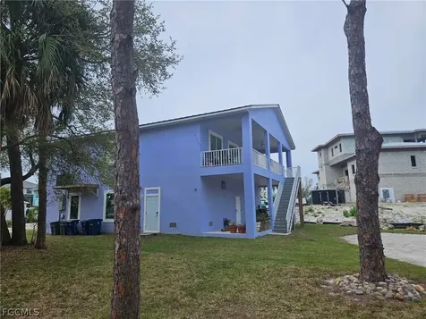 27590-27612 Big Bend Road Bonita Springs FL 34134
