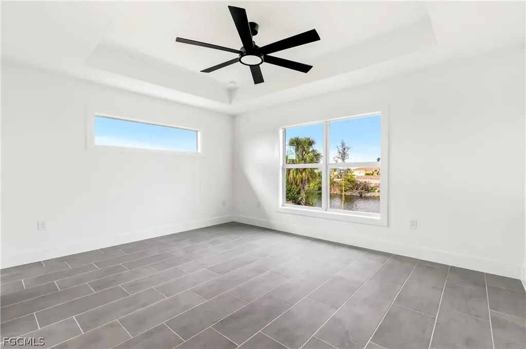2212 NE 6th Avenue Cape Coral FL 33909