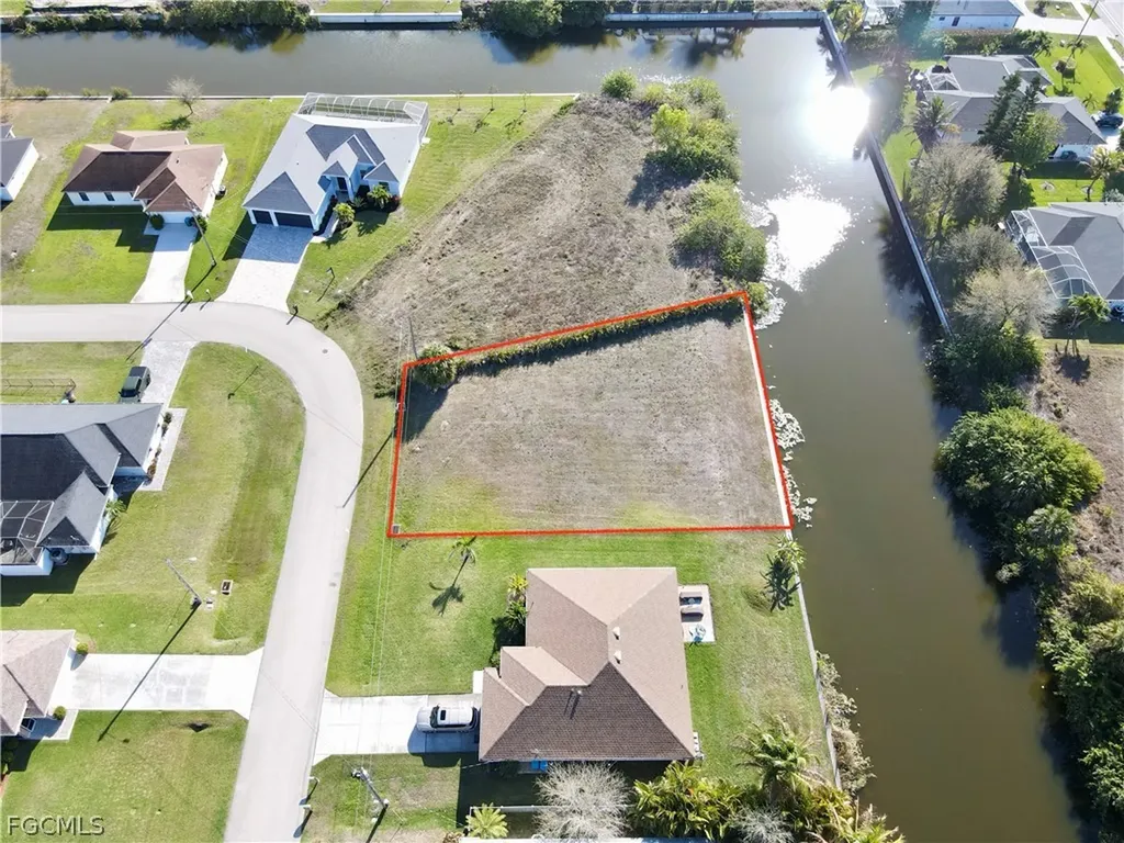 2102 SW 15 Terrace Cape Coral FL 33991