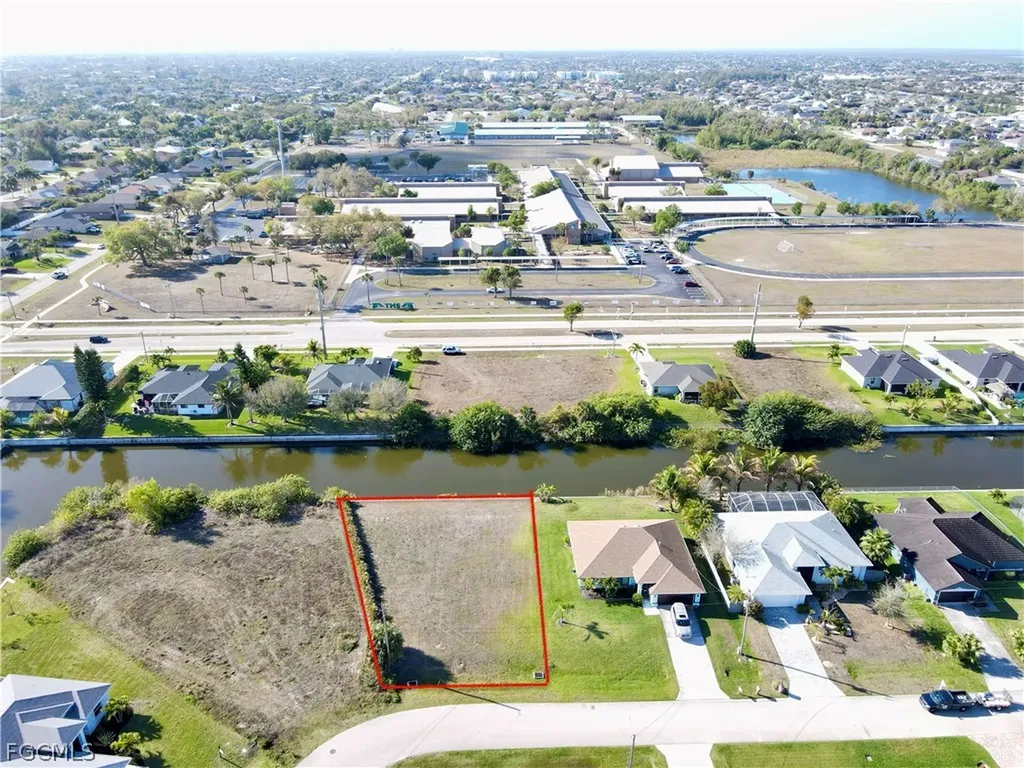 2102 SW 15 Terrace Cape Coral FL 33991