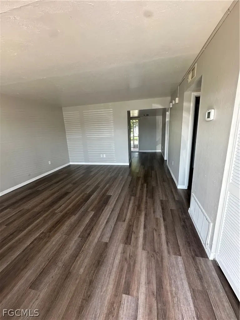 3705 Country Club Boulevard Cape Coral FL 33904