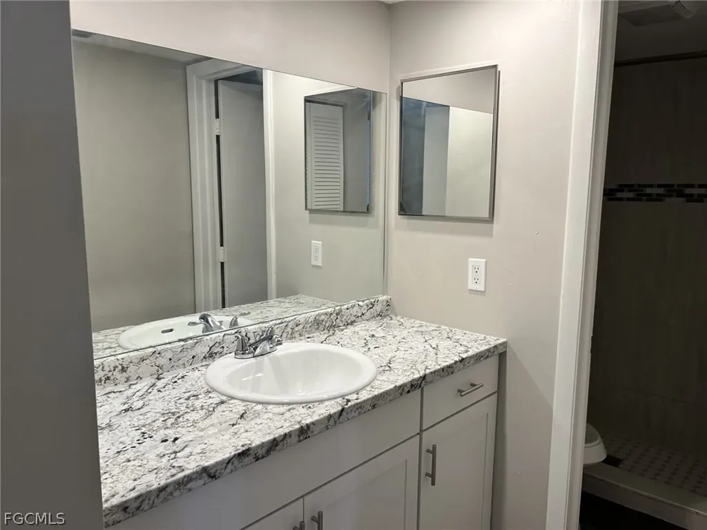 3705 Country Club Boulevard Cape Coral FL 33904