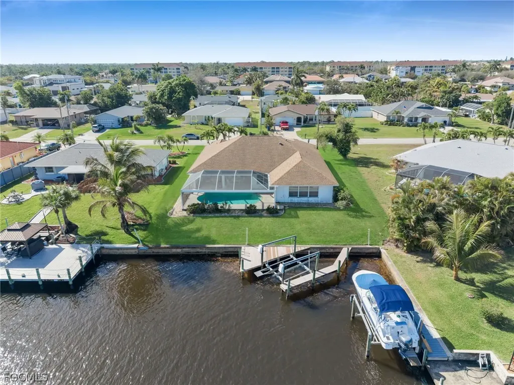 2041 SE 16th Street Cape Coral FL 33990