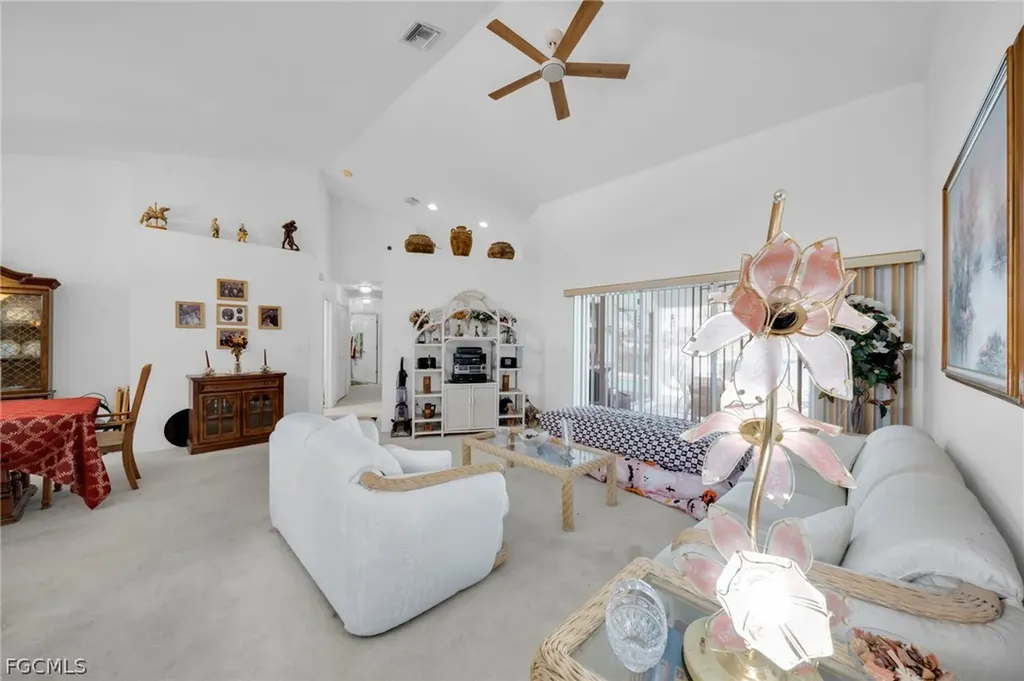 2041 SE 16th Street Cape Coral FL 33990