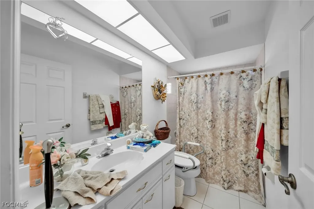 2041 SE 16th Street Cape Coral FL 33990