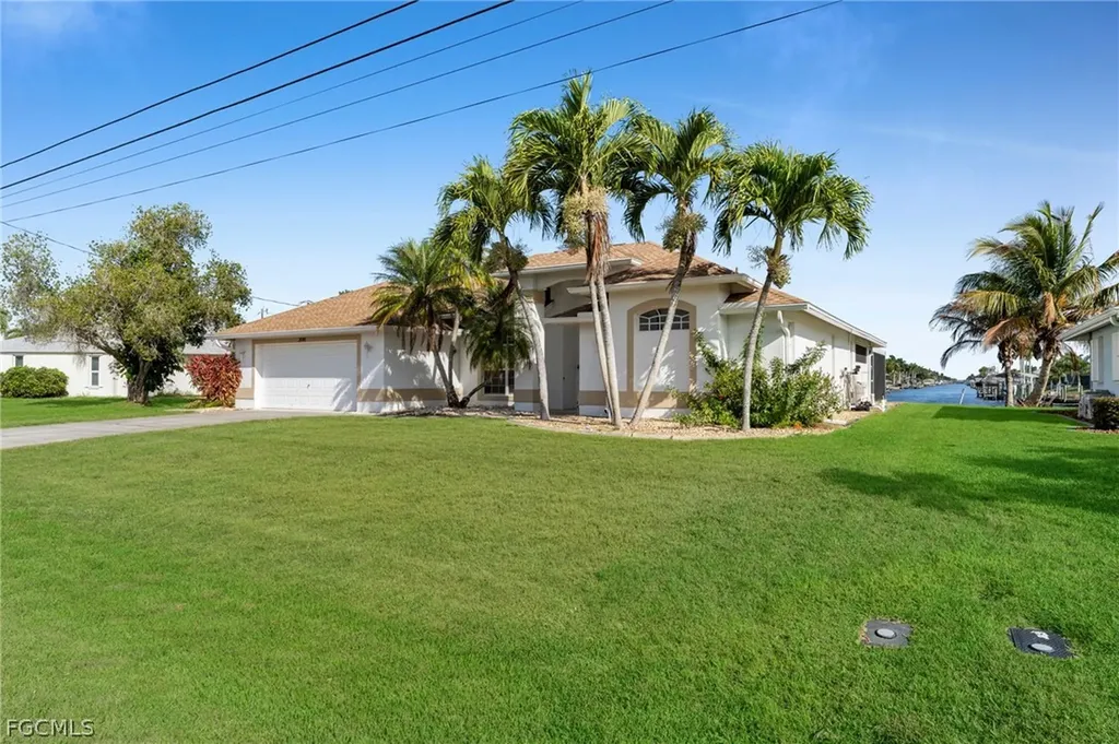 2041 SE 16th Street Cape Coral FL 33990