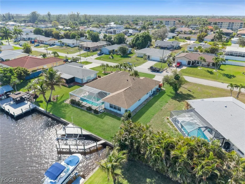 2041 SE 16th Street Cape Coral FL 33990