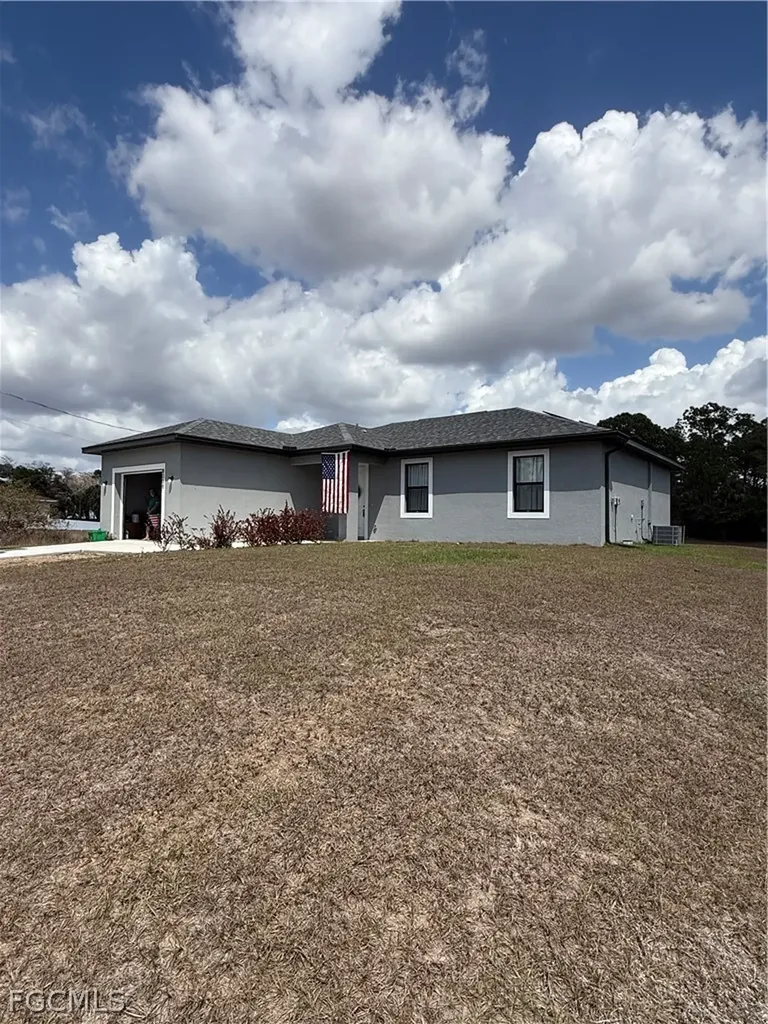 8004 Spice Court Labelle FL 33935