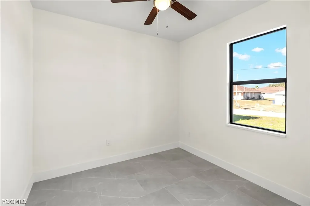 4649/4651 24th Street SW Lehigh Acres FL 33973