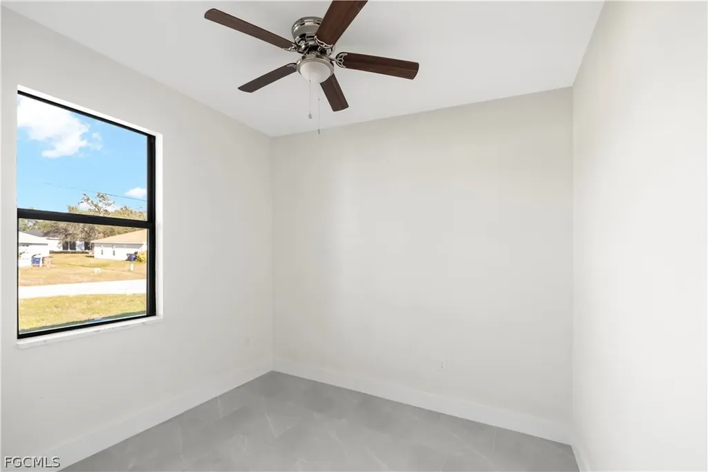 4649/4651 24th Street SW Lehigh Acres FL 33973
