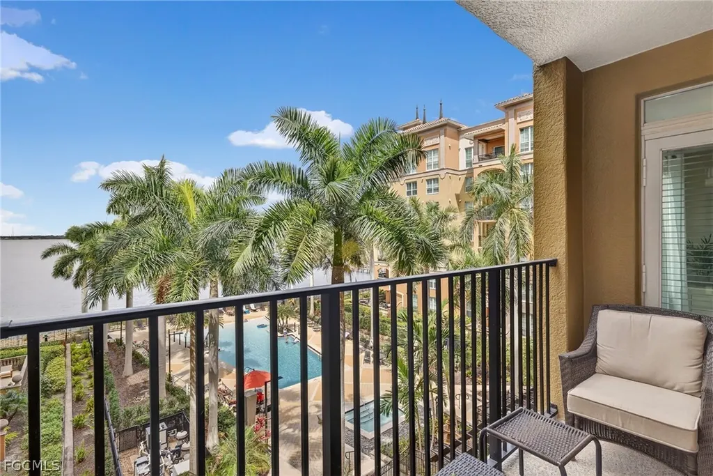 2825 Palm Beach Boulevard Fort Myers FL 33916