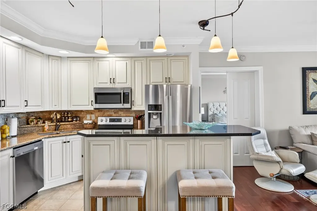 2825 Palm Beach Boulevard Fort Myers FL 33916