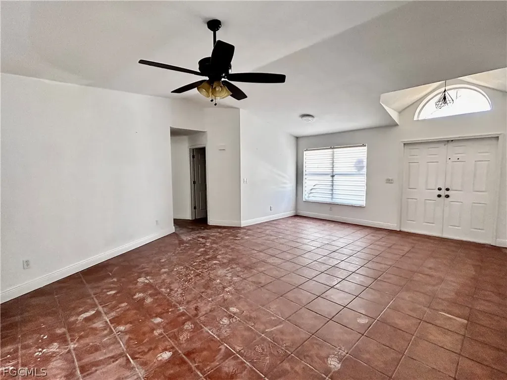 310 SE 29th Terrace Cape Coral FL 33904