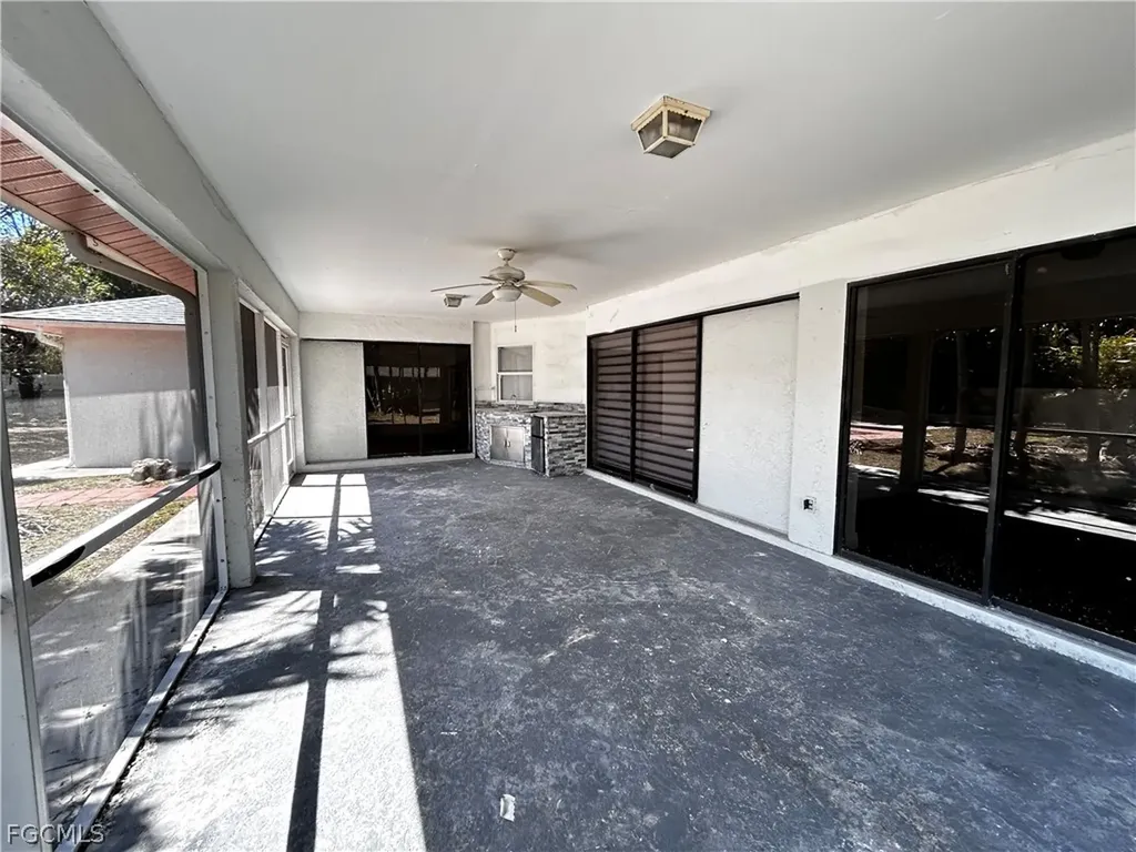 310 SE 29th Terrace Cape Coral FL 33904