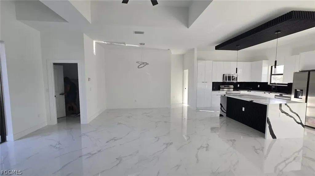 6021 Joplin Avenue Fort Myers FL 33905