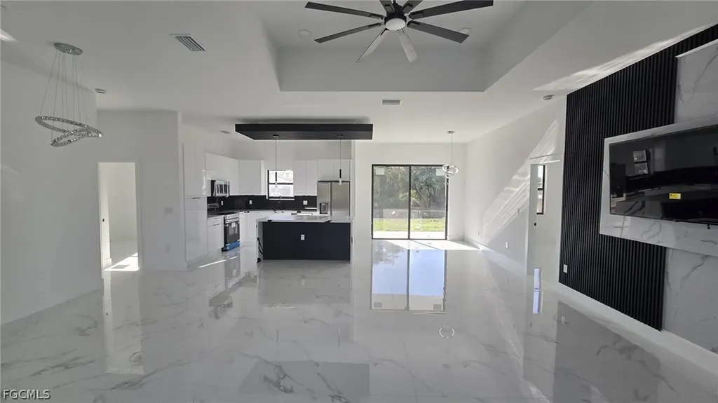 6021 Joplin Avenue Fort Myers FL 33905