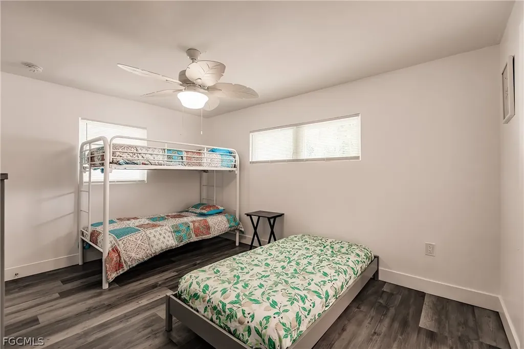 1942 Roseate Lane Sanibel FL 33957
